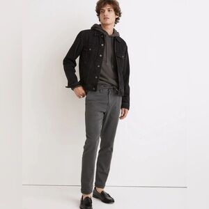 Madewell Men’s Slim Chino Pants: COOLMAX® Edition | Grey | 32x30